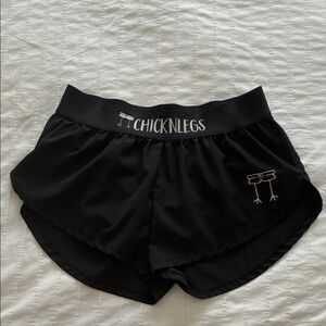 CHICKNLEGS 1.5” split shorts